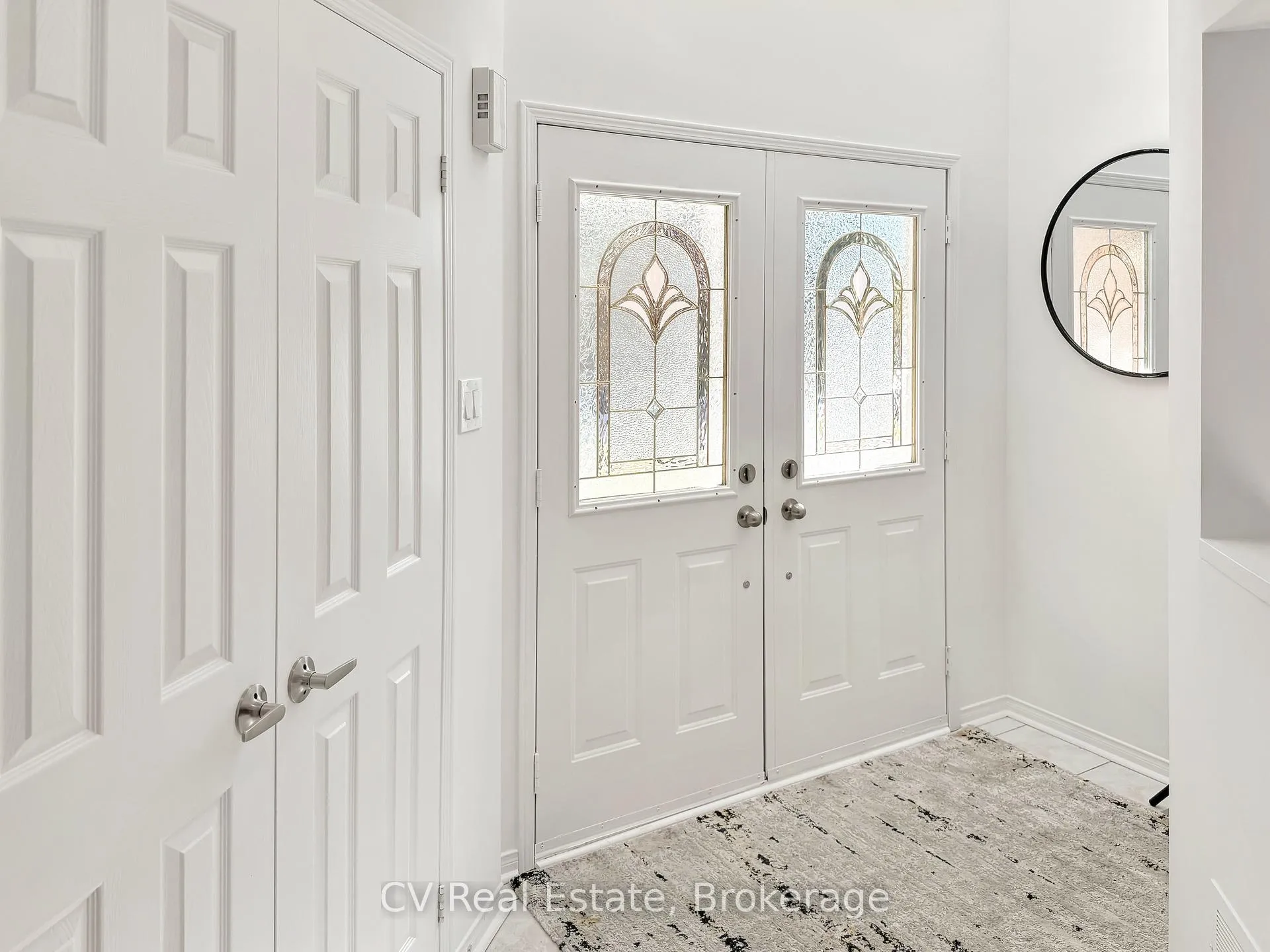 Photo 2 of 1338 Vincent Crescent, Innisfil, Alcona — HOMEH