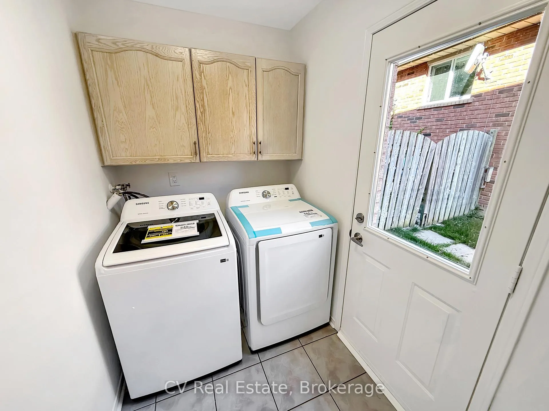 Photo 14 of 1338 Vincent Crescent, Innisfil, Alcona — HOMEH