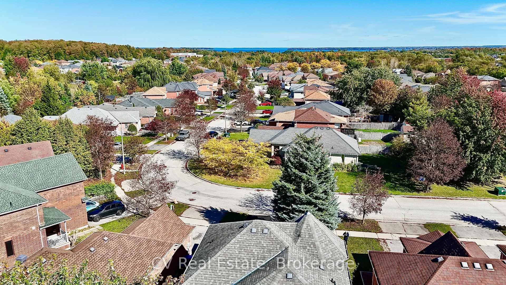 Photo 40 of 1338 Vincent Crescent, Innisfil, Alcona — HOMEH