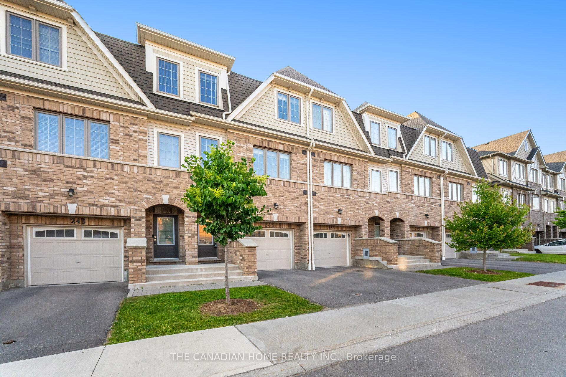 Photo 4 of 241 Danzatore Path, Oshawa, Windfields — HOMEH