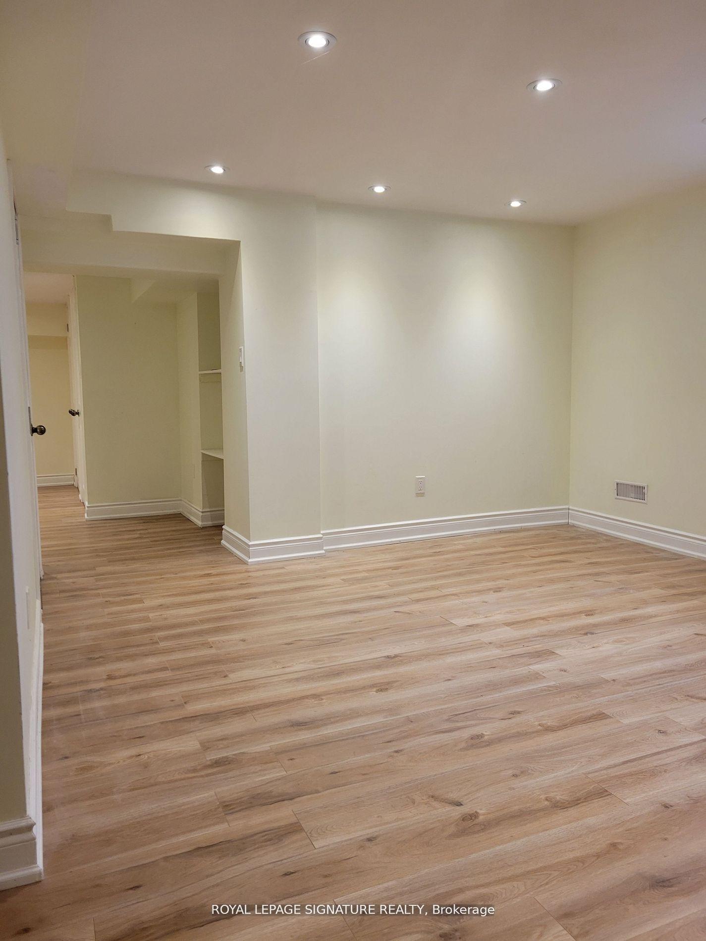Photo 9 of Unit Lower, 42 Ambleside Crescent, Markham, Unionville — HOMEH