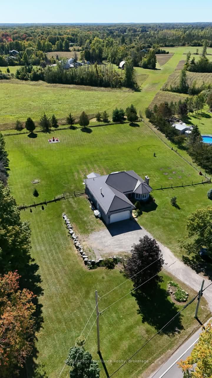 Photo 4 of 1116 County Rd 8, Prince Edward County, Picton — HOMEH