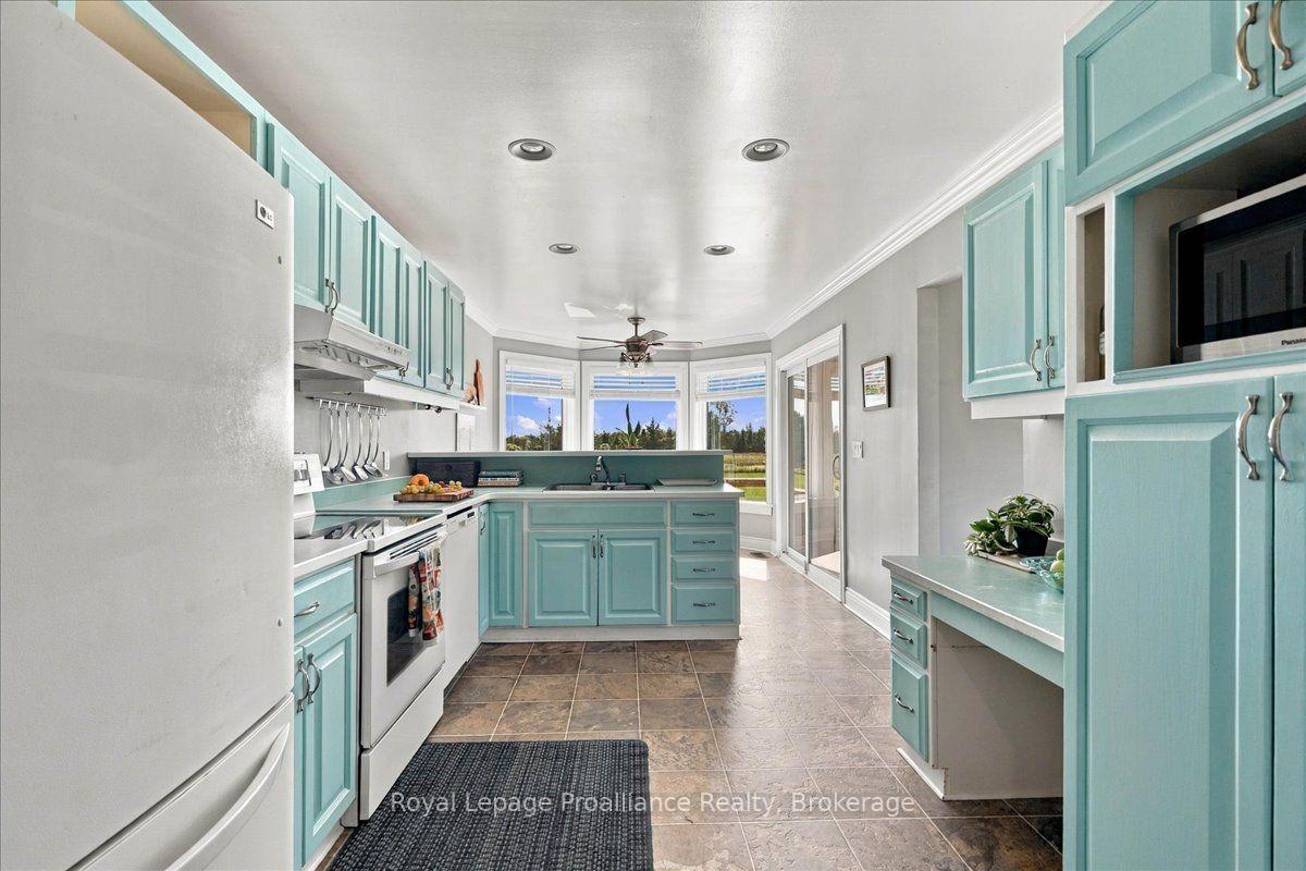 Photo 29 of 1116 County Rd 8, Prince Edward County, Picton — HOMEH