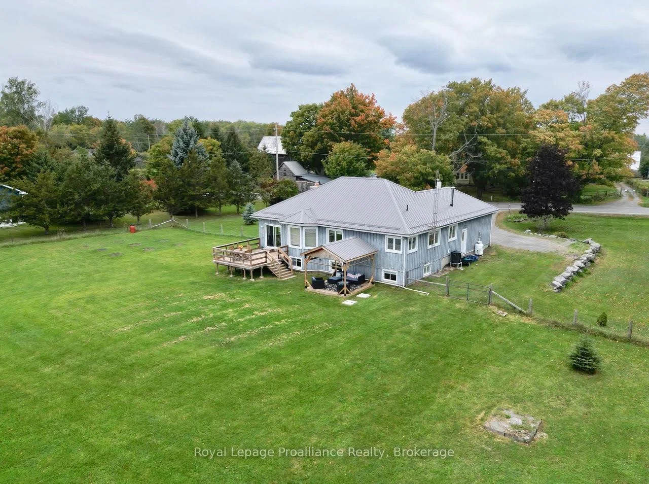 Photo 12 of 1116 County Rd 8, Prince Edward County, Picton — HOMEH