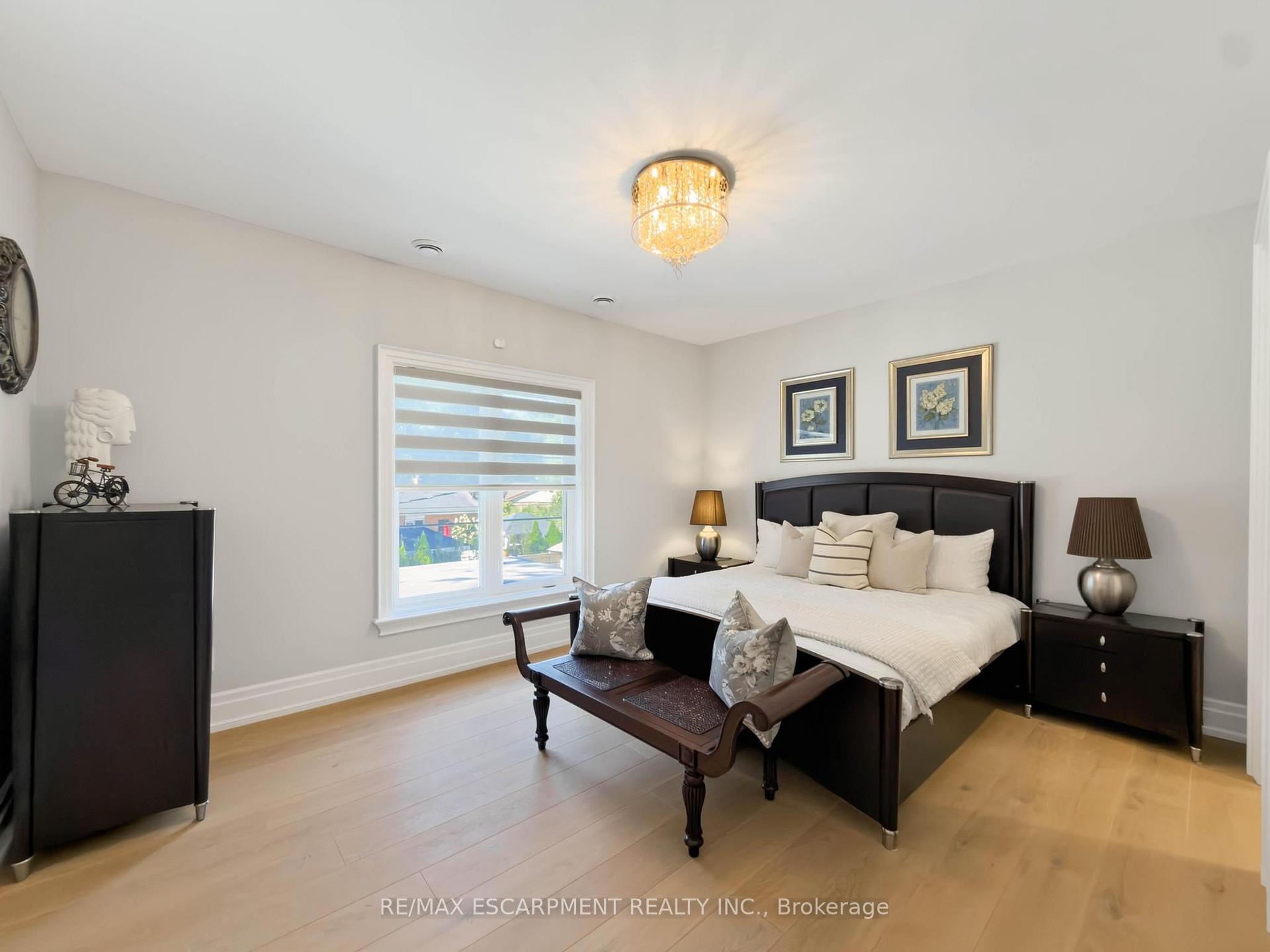 Photo 31 of 236 Poplar Drive, Burlington, Shoreacres — HOMEH
