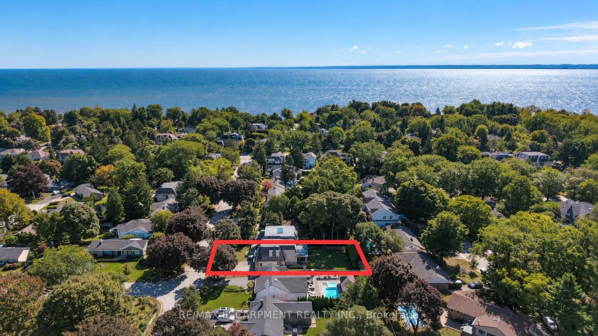 Photo 45 of 236 Poplar Drive, Burlington, Shoreacres — HOMEH