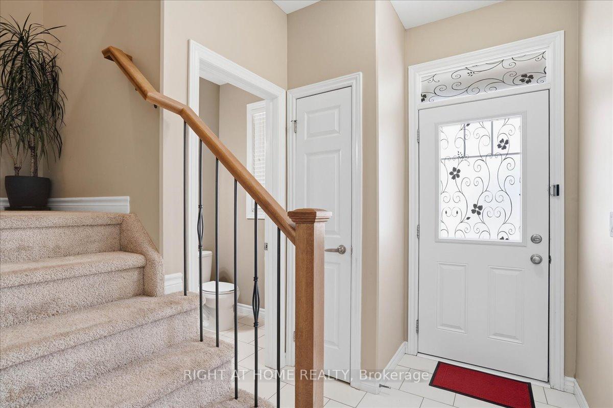 Photo 4 of 3 Nottingham Court, Quinte West, Trenton Ward — HOMEH