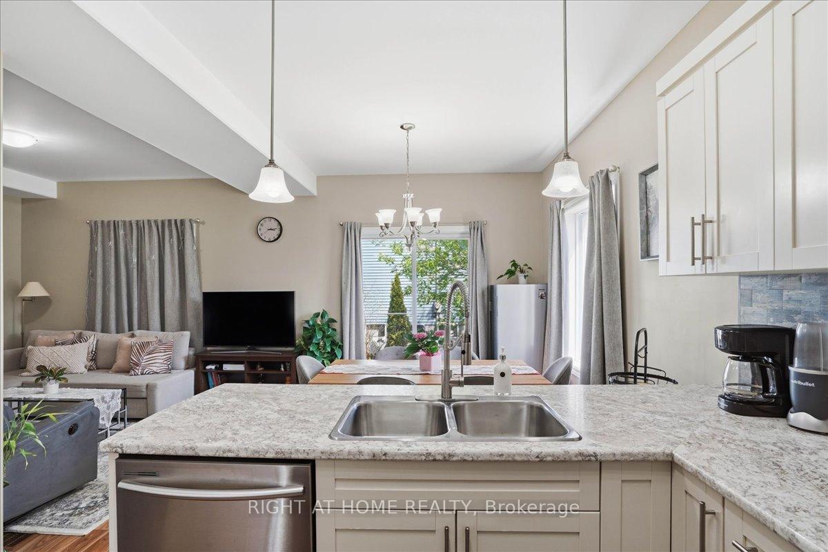 Photo 9 of 3 Nottingham Court, Quinte West, Trenton Ward — HOMEH