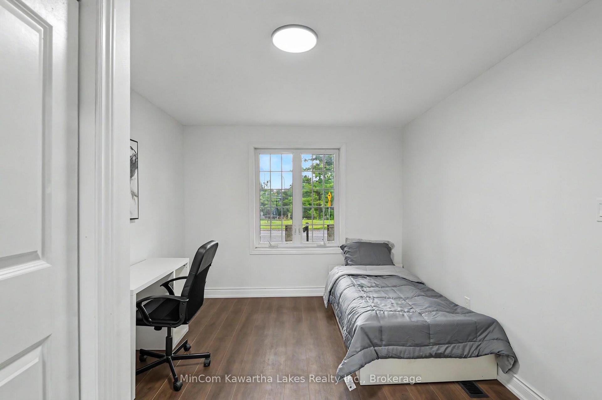 Photo 26 of 811 Morphet Avenue, Peterborough, Otonabee Ward 1 — HOMEH
