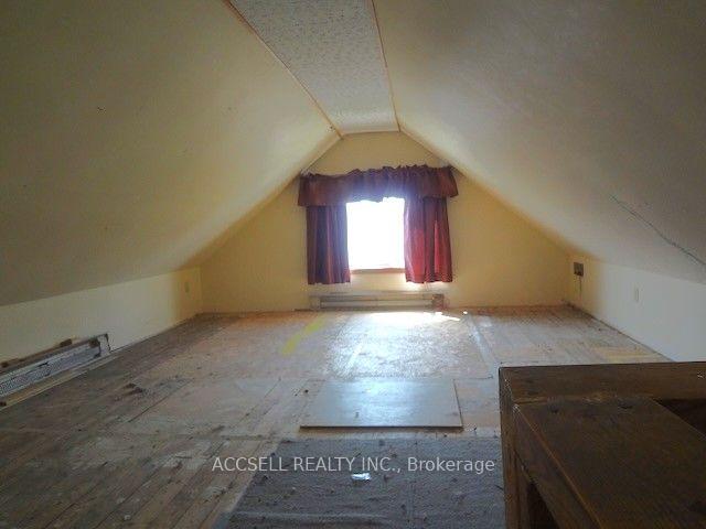 Photo 7 of 108 Shakespeare Street, Stratford — HOMEH