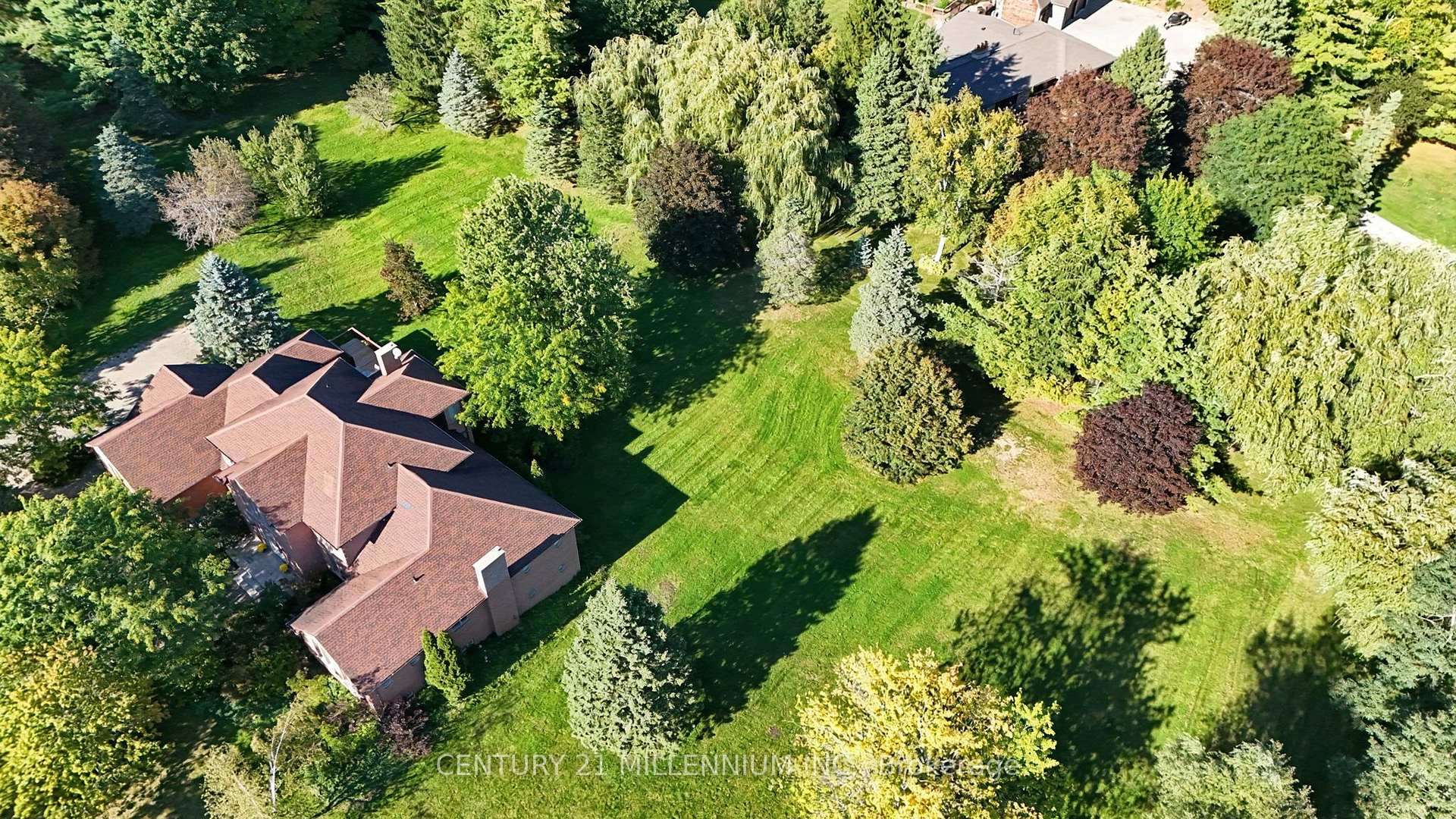 Photo 5 of 16 Tanglewood Drive, Caledon, Rural Caledon — HOMEH