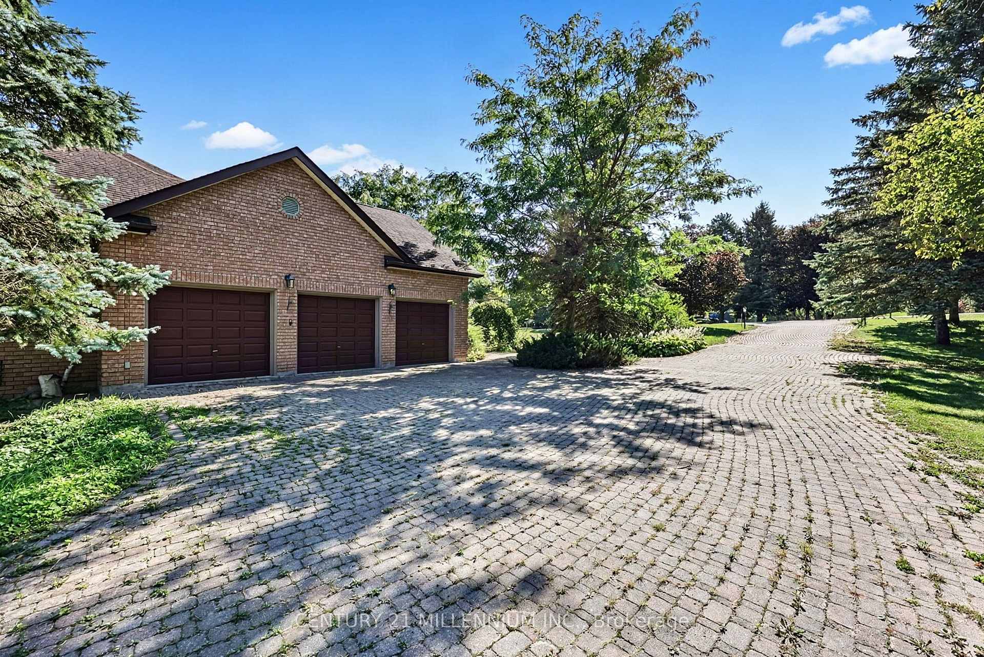 Photo 7 of 16 Tanglewood Drive, Caledon, Rural Caledon — HOMEH