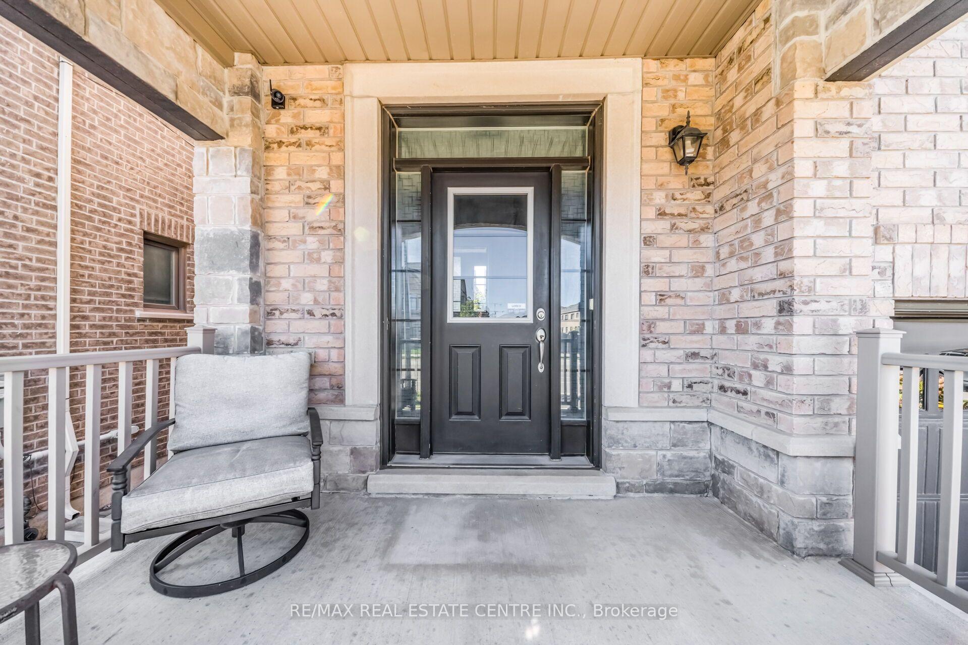 Photo 4 of 457 Whitlock Avenue, Milton, Ford — HOMEH