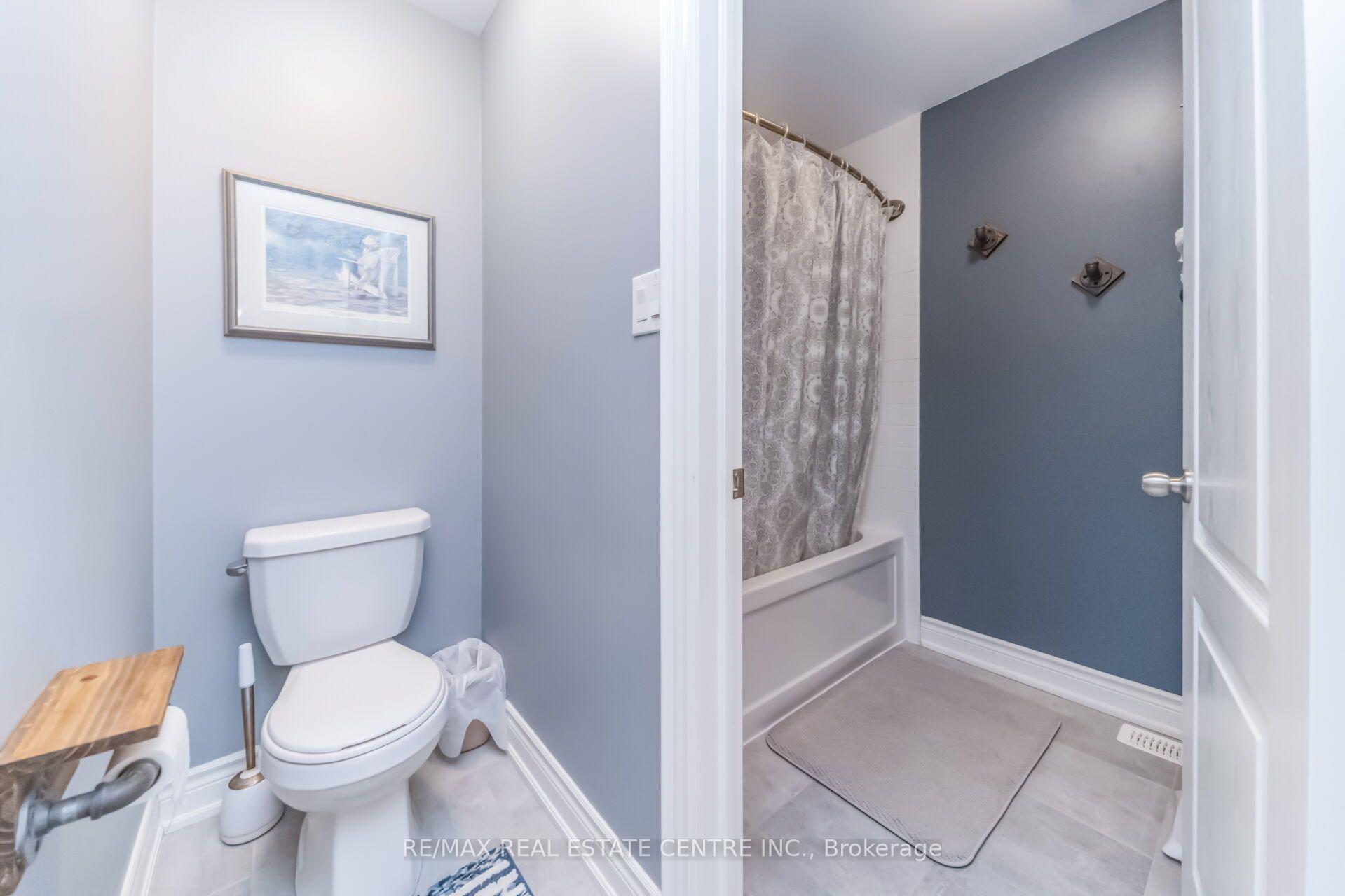 Photo 34 of 457 Whitlock Avenue, Milton, Ford — HOMEH