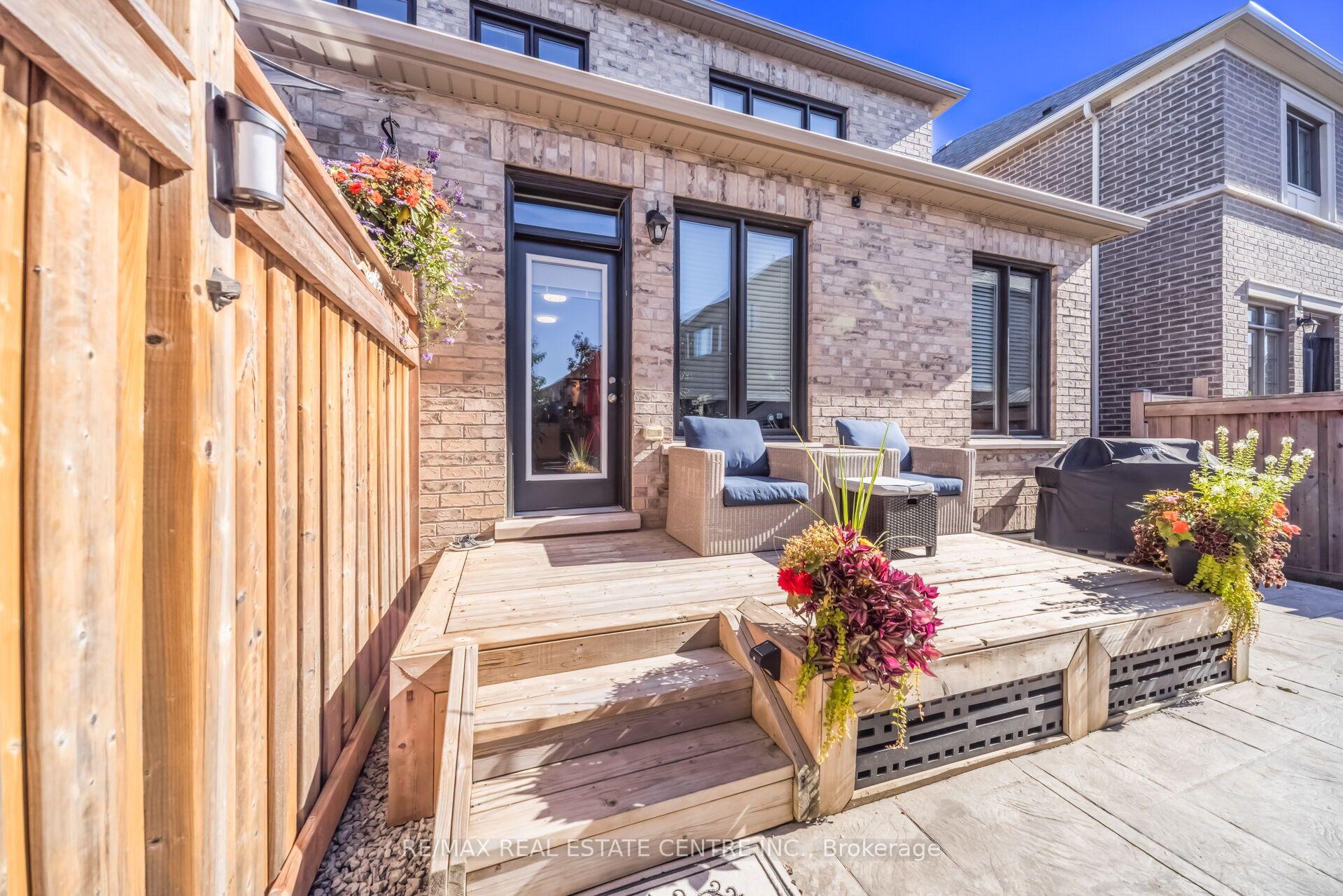 Photo 48 of 457 Whitlock Avenue, Milton, Ford — HOMEH