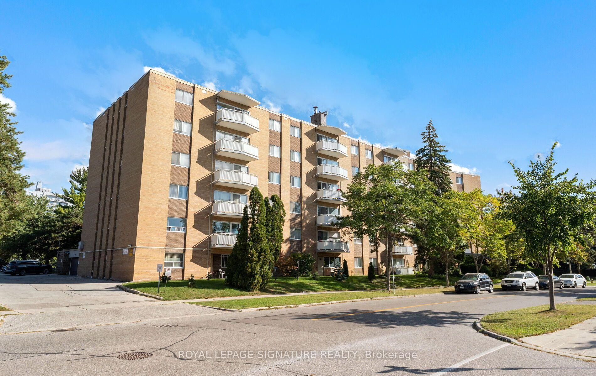 Photo 3 of Unit 410, 30 Allanhurst Drive, Etobicoke, Edenbridge-Humber Valley — HOMEH