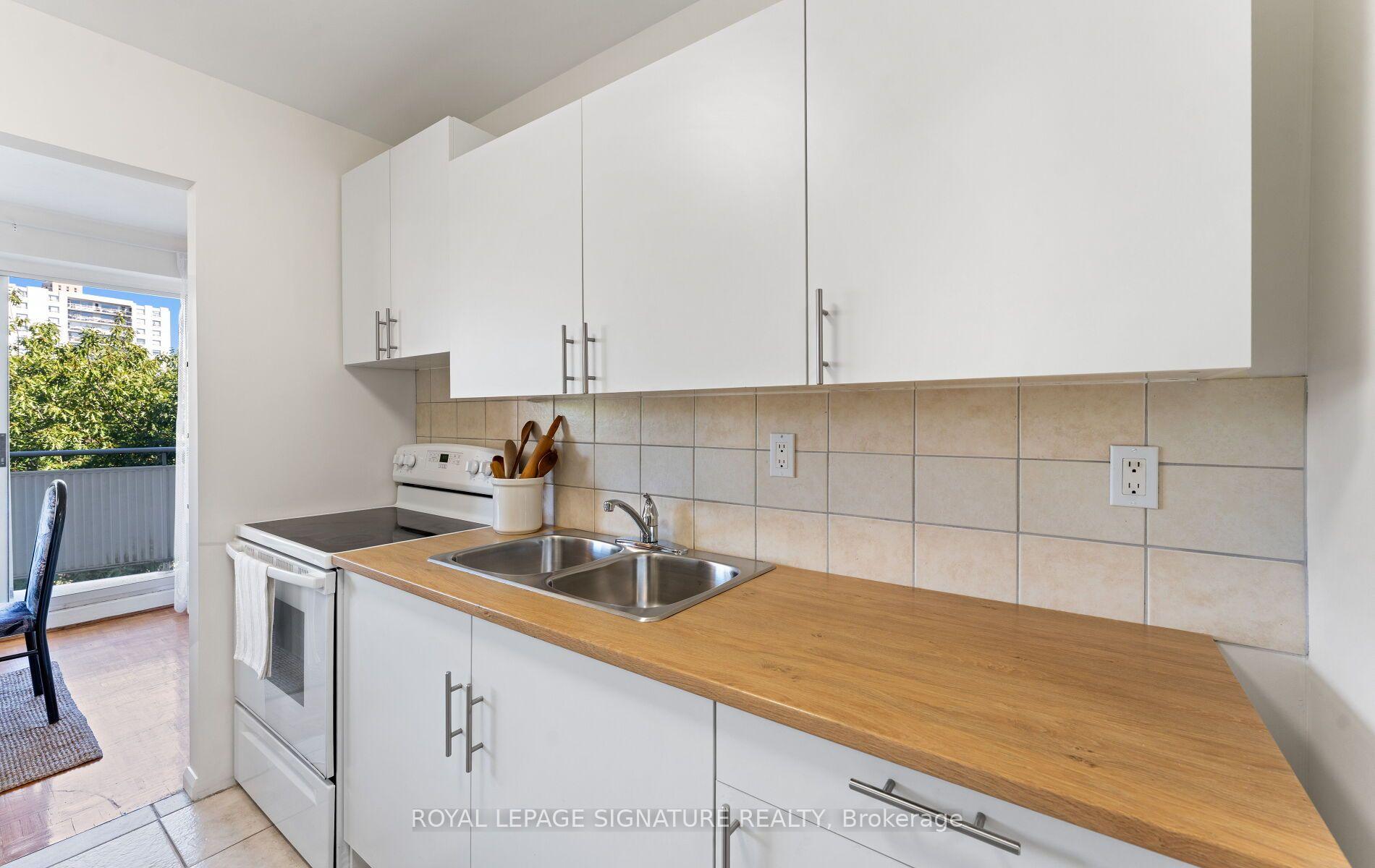 Photo 15 of Unit 410, 30 Allanhurst Drive, Etobicoke, Edenbridge-Humber Valley — HOMEH