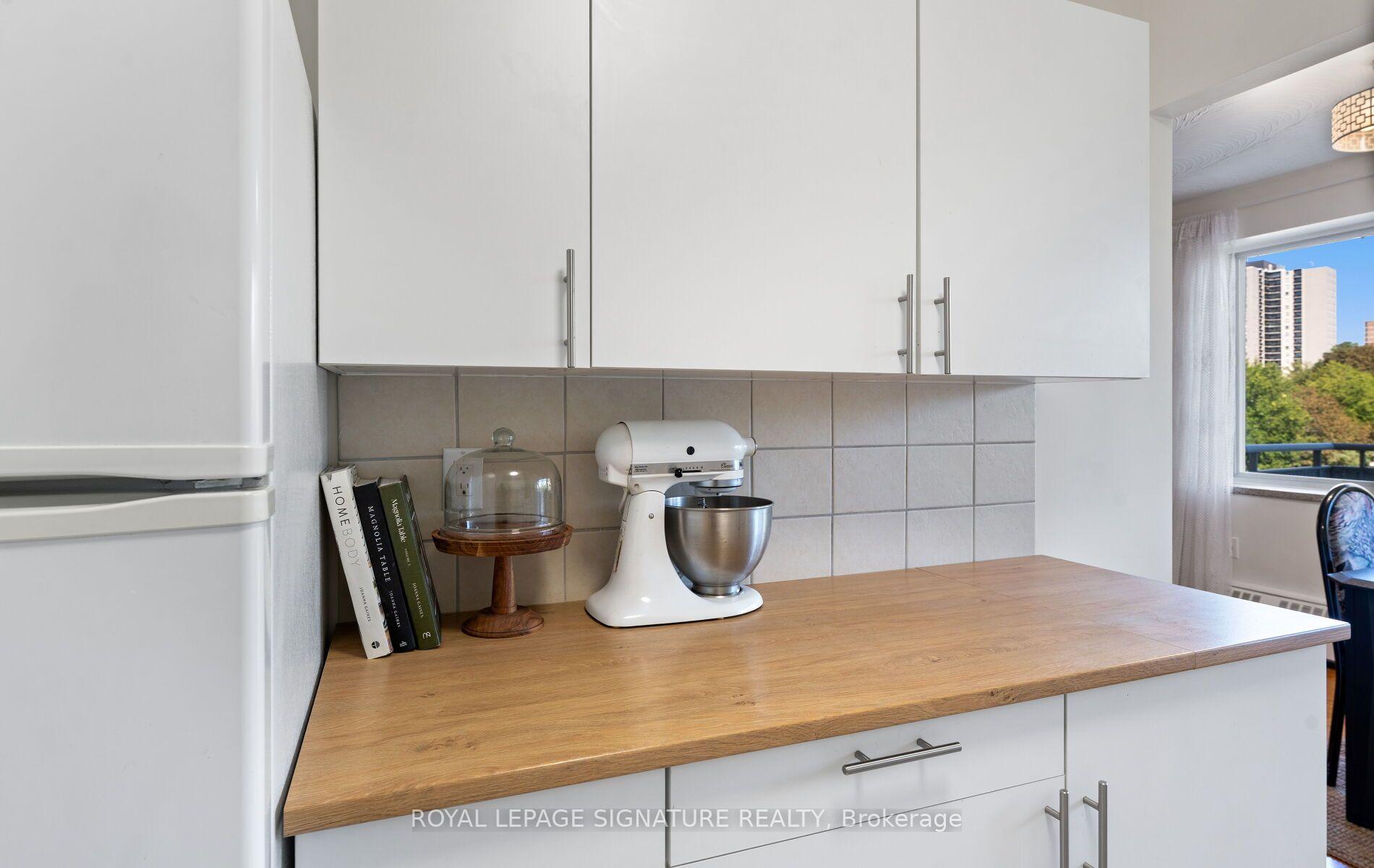 Photo 16 of Unit 410, 30 Allanhurst Drive, Etobicoke, Edenbridge-Humber Valley — HOMEH