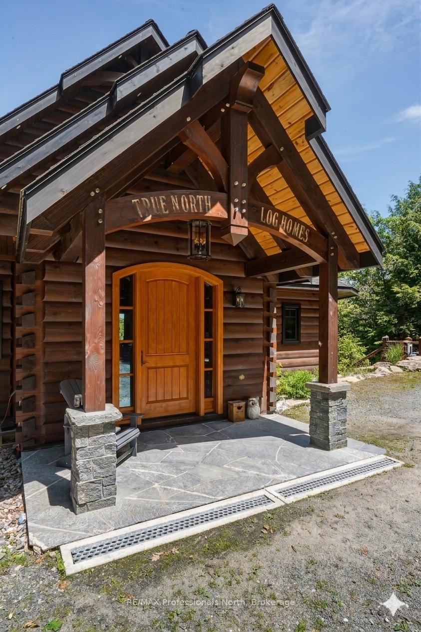 Photo 5 of 1666 Beaumont Drive, Bracebridge, Muskoka (N) — HOMEH