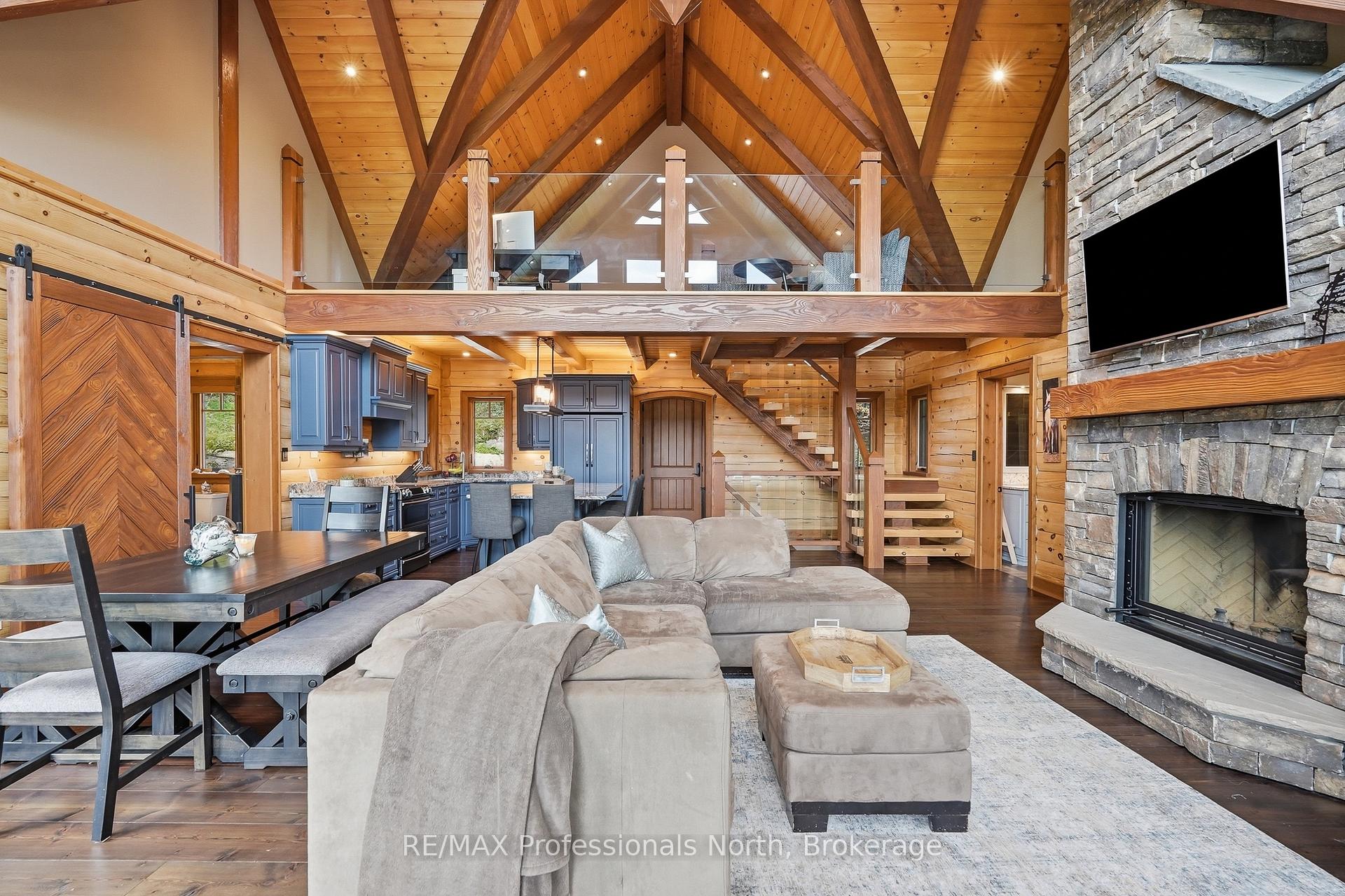 Photo 11 of 1666 Beaumont Drive, Bracebridge, Muskoka (N) — HOMEH
