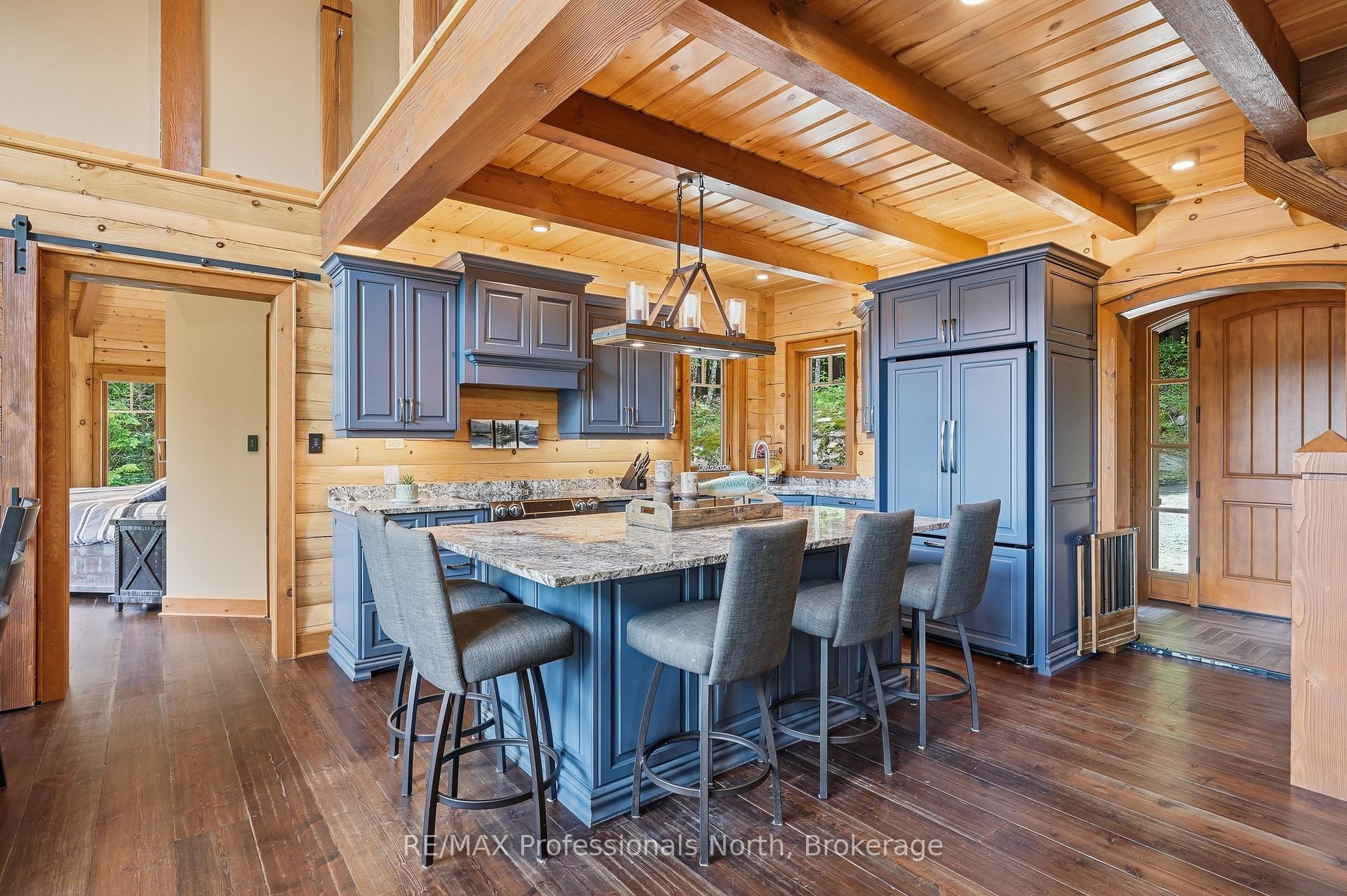 Photo 12 of 1666 Beaumont Drive, Bracebridge, Muskoka (N) — HOMEH
