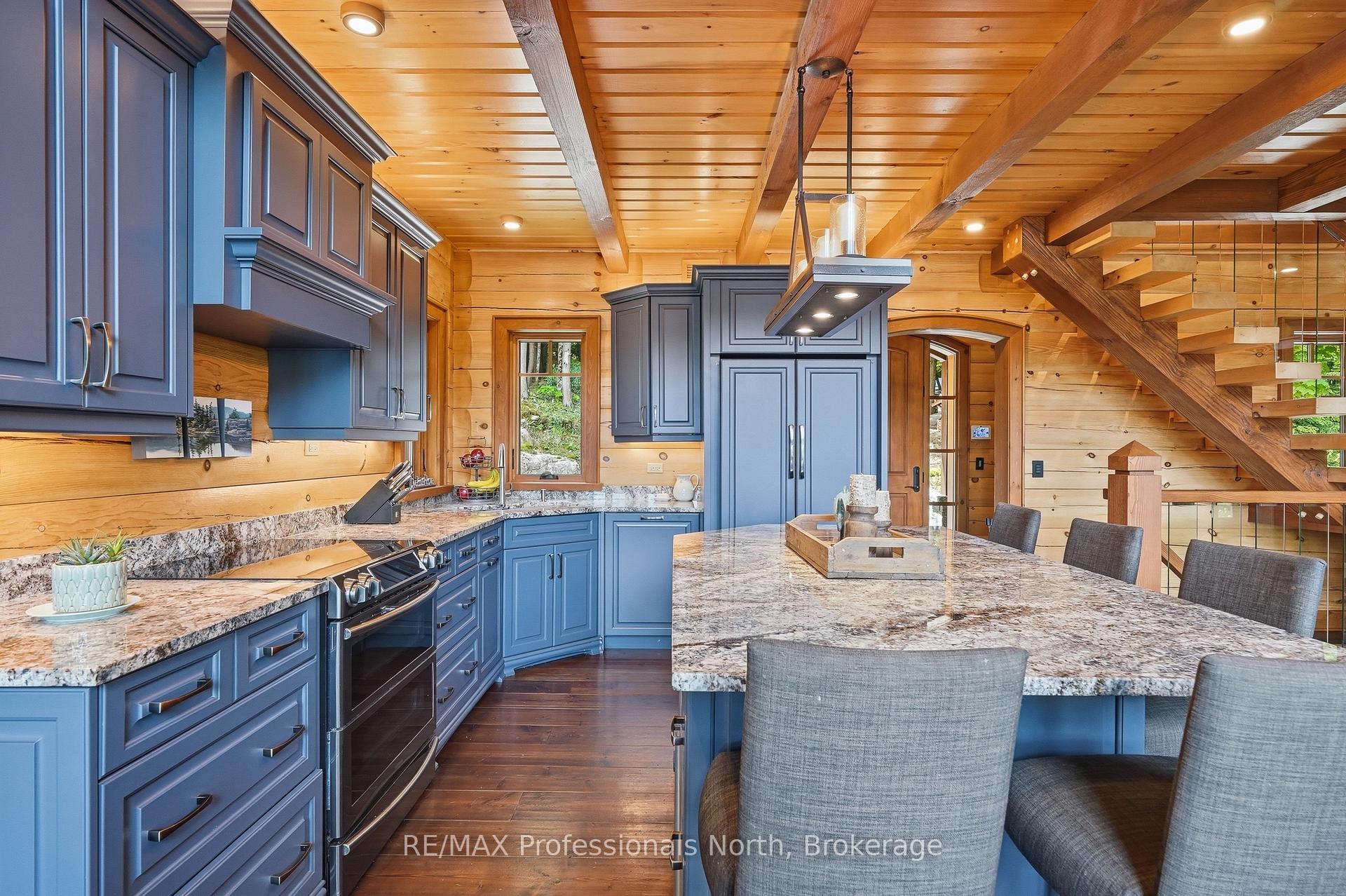 Photo 14 of 1666 Beaumont Drive, Bracebridge, Muskoka (N) — HOMEH