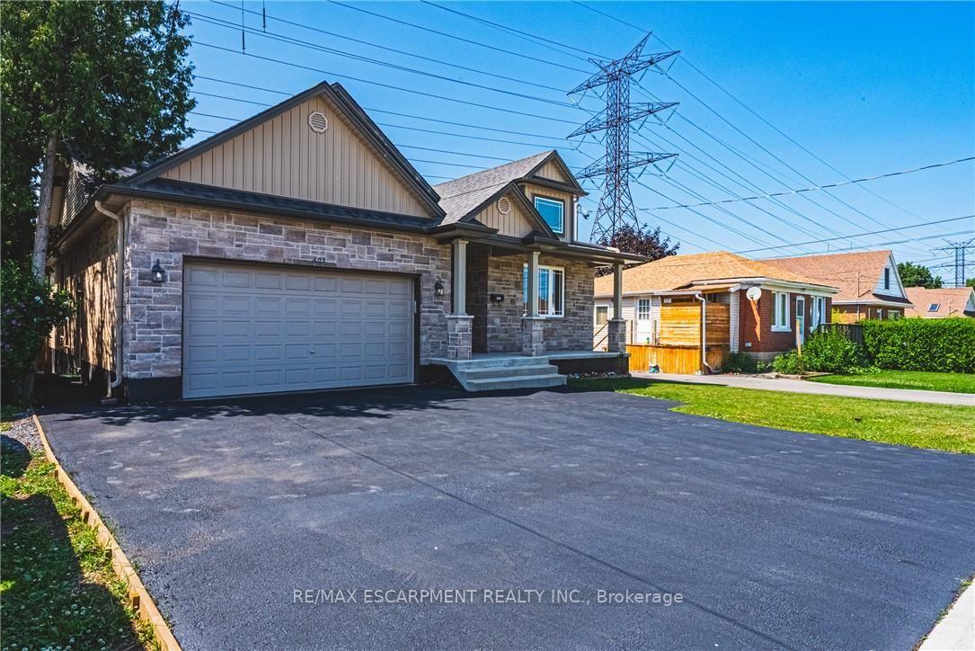 Photo 2 of 602 Cochrane Road, Hamilton, Rosedale — HOMEH