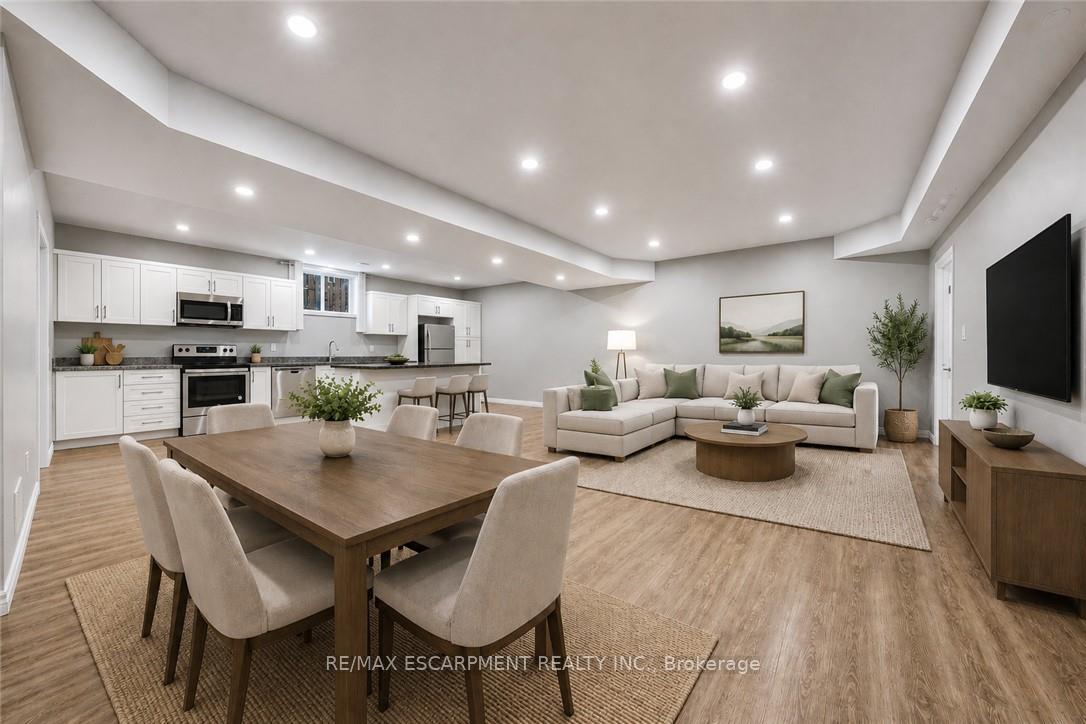 Photo 4 of 602 Cochrane Road, Hamilton, Rosedale — HOMEH