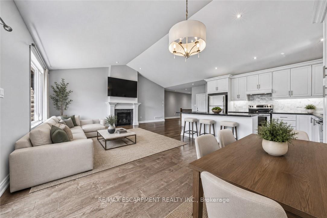 Photo 22 of 602 Cochrane Road, Hamilton, Rosedale — HOMEH