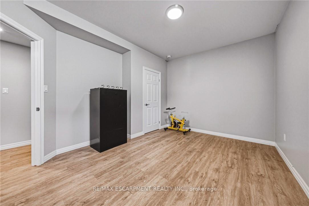 Photo 30 of 602 Cochrane Road, Hamilton, Rosedale — HOMEH