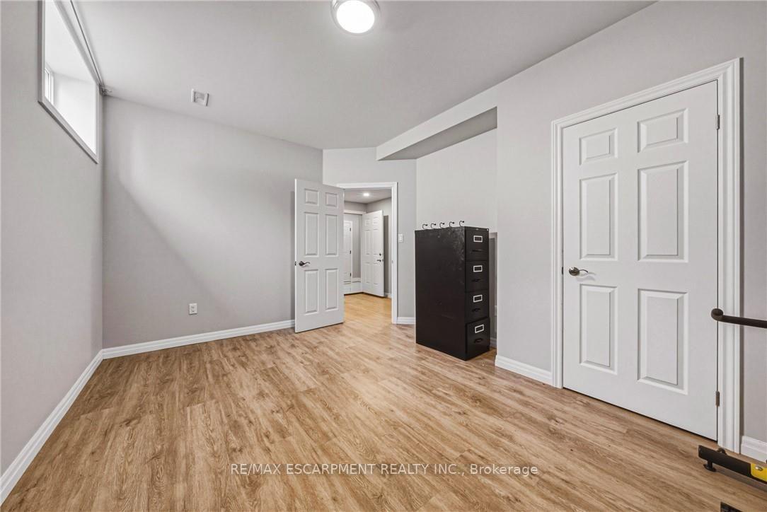 Photo 31 of 602 Cochrane Road, Hamilton, Rosedale — HOMEH