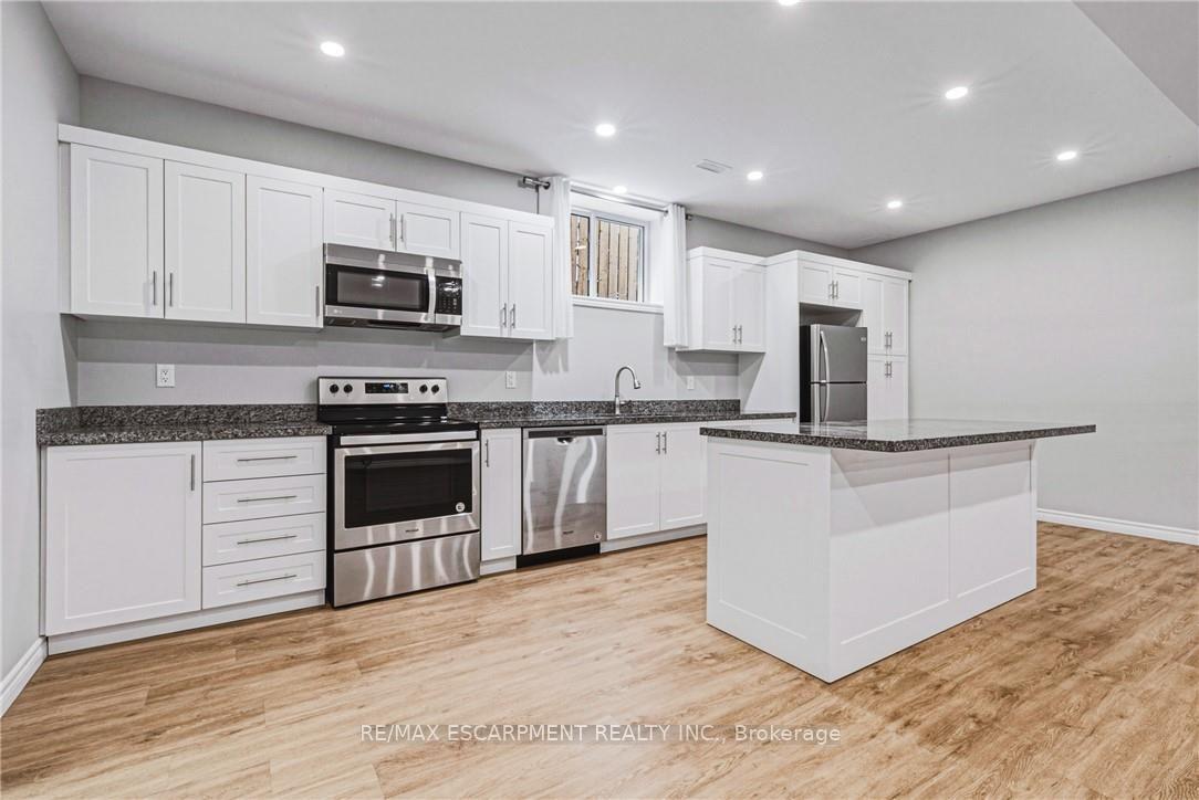 Photo 34 of 602 Cochrane Road, Hamilton, Rosedale — HOMEH
