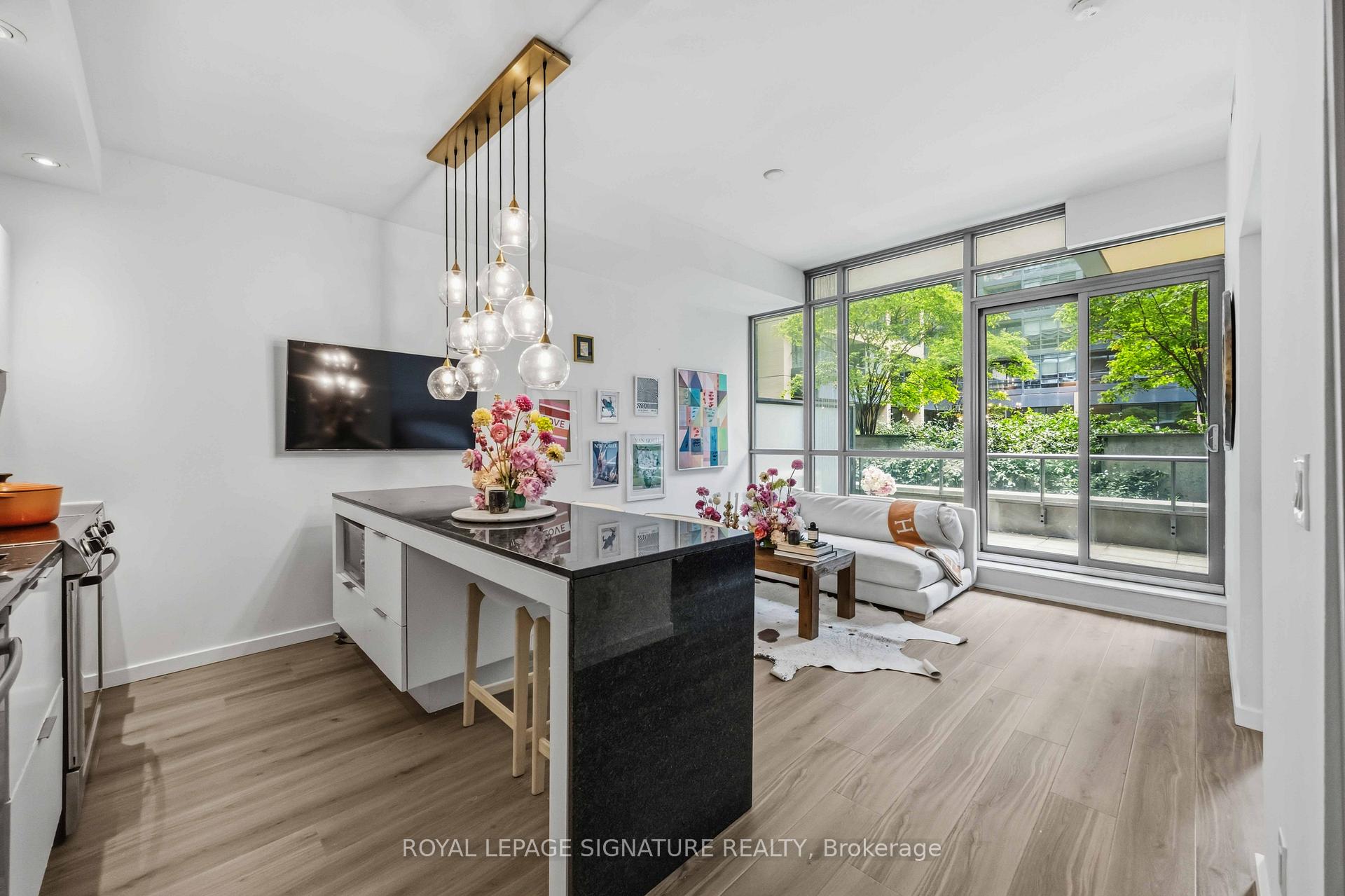 Photo 12 of Unit 202, 8 Charlotte Street, Toronto, Waterfront Communities — HOMEH