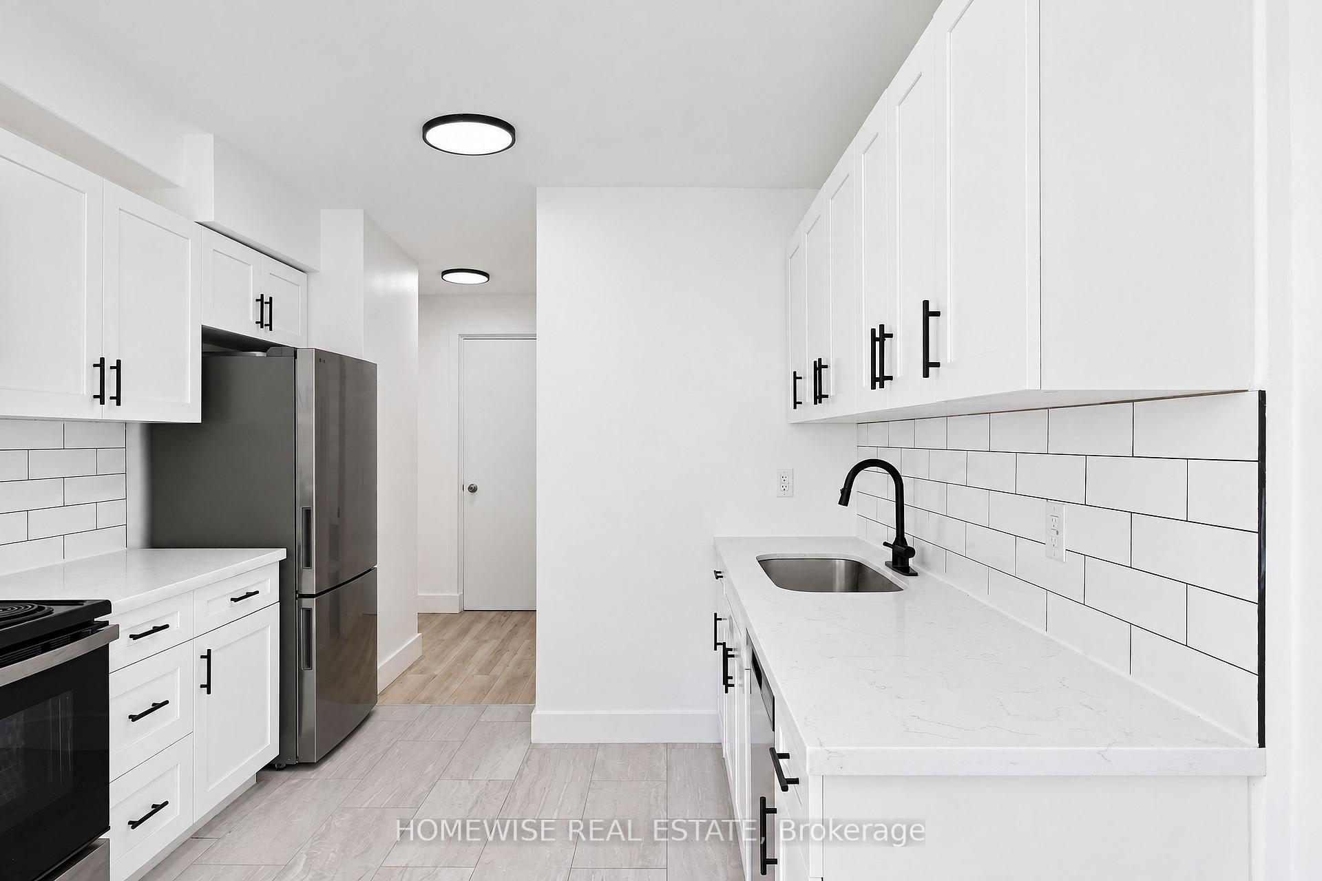 Photo 10 of Unit 4, 45 Swordbill Drive, Etobicoke, Edenbridge-Humber Valley — HOMEH