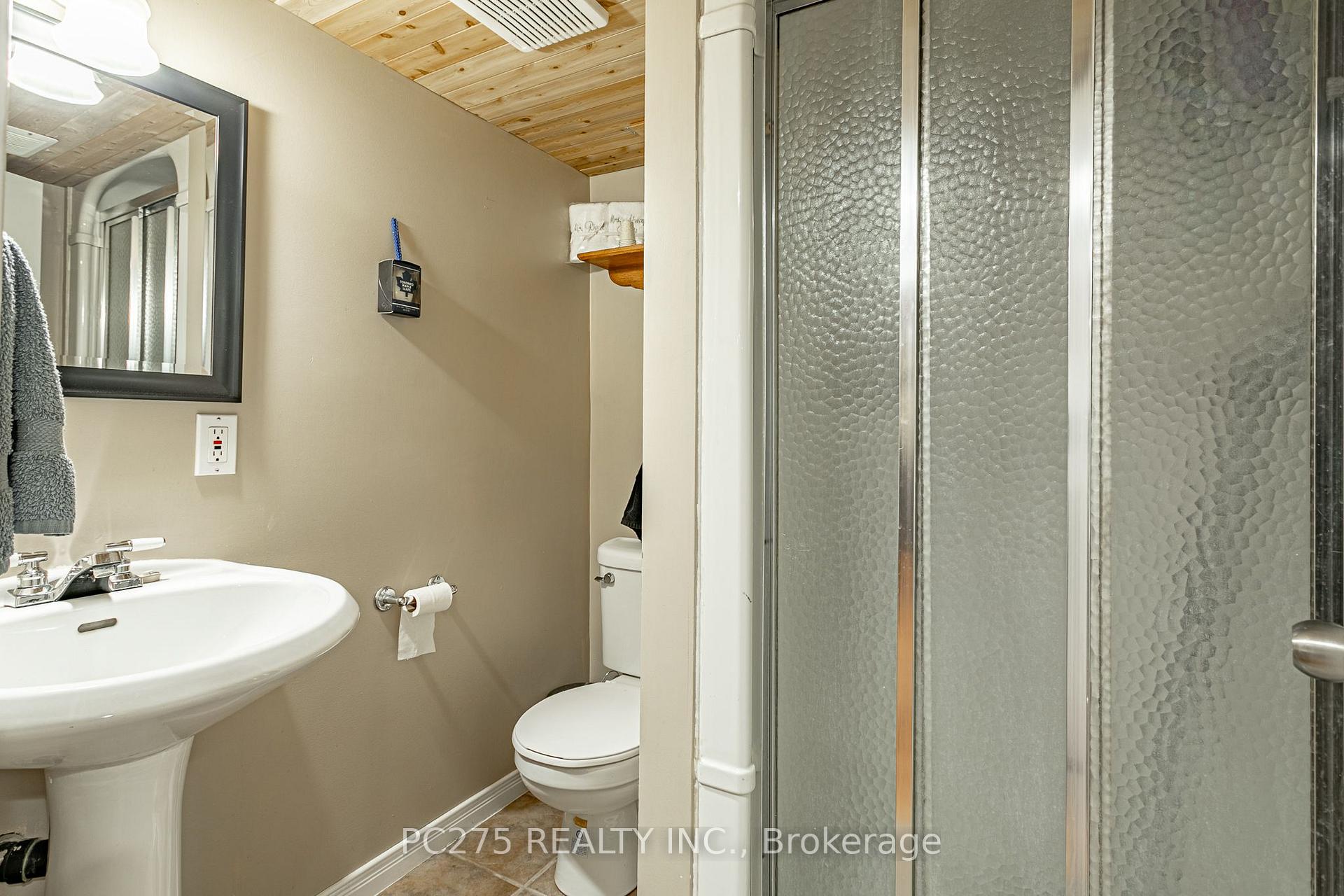 Photo 28 of 82 Centre Street, Huron East, Seaforth — HOMEH