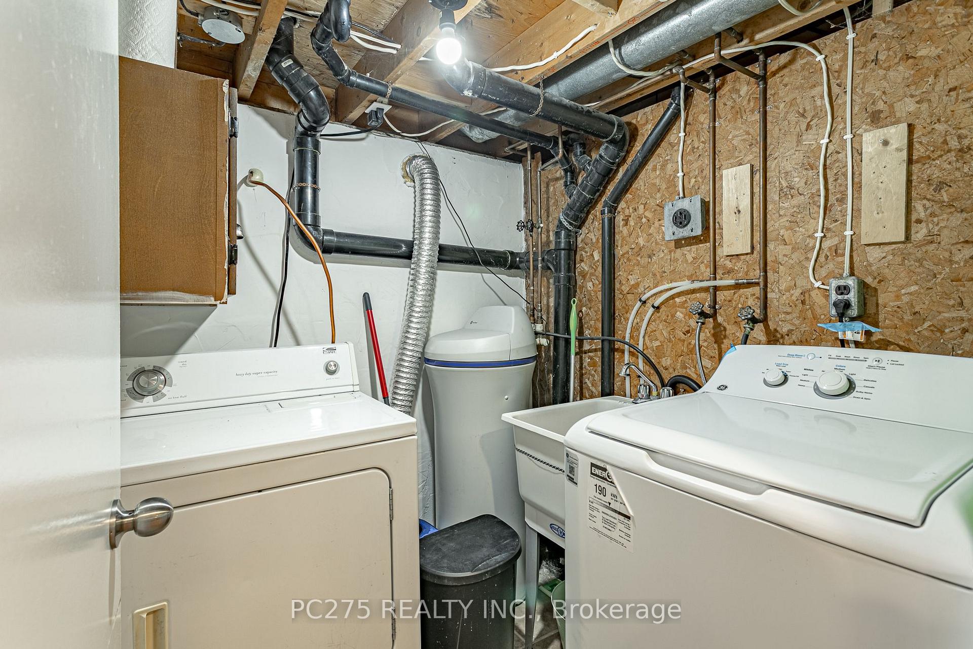 Photo 29 of 82 Centre Street, Huron East, Seaforth — HOMEH