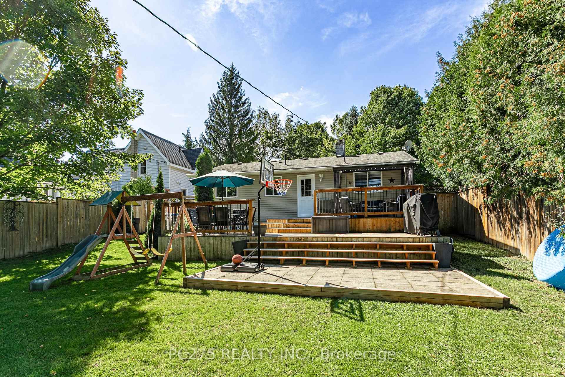 Photo 35 of 82 Centre Street, Huron East, Seaforth — HOMEH