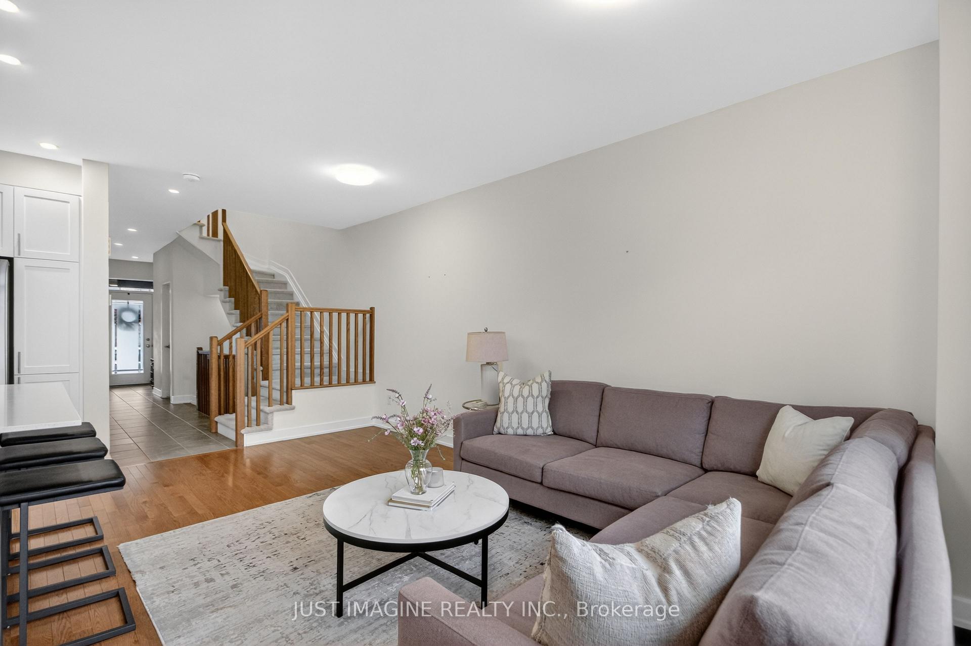 Photo 13 of 311 Ibanez Walk, Ottawa, Leitrim — HOMEH