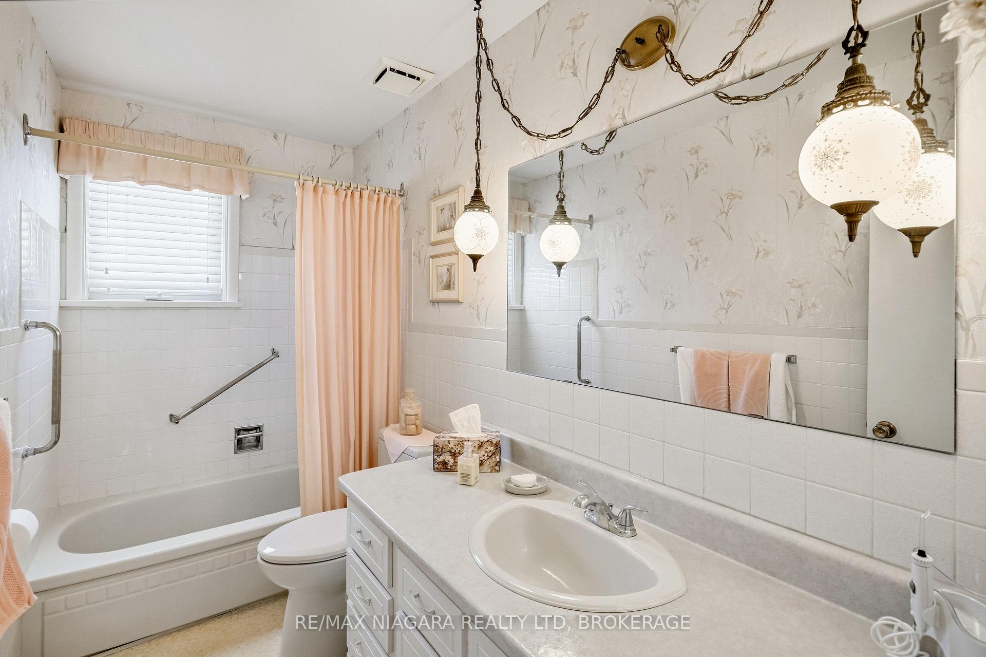 Photo 27 of 7771 Wilson Crescent, Niagara Falls, Oldfield — HOMEH