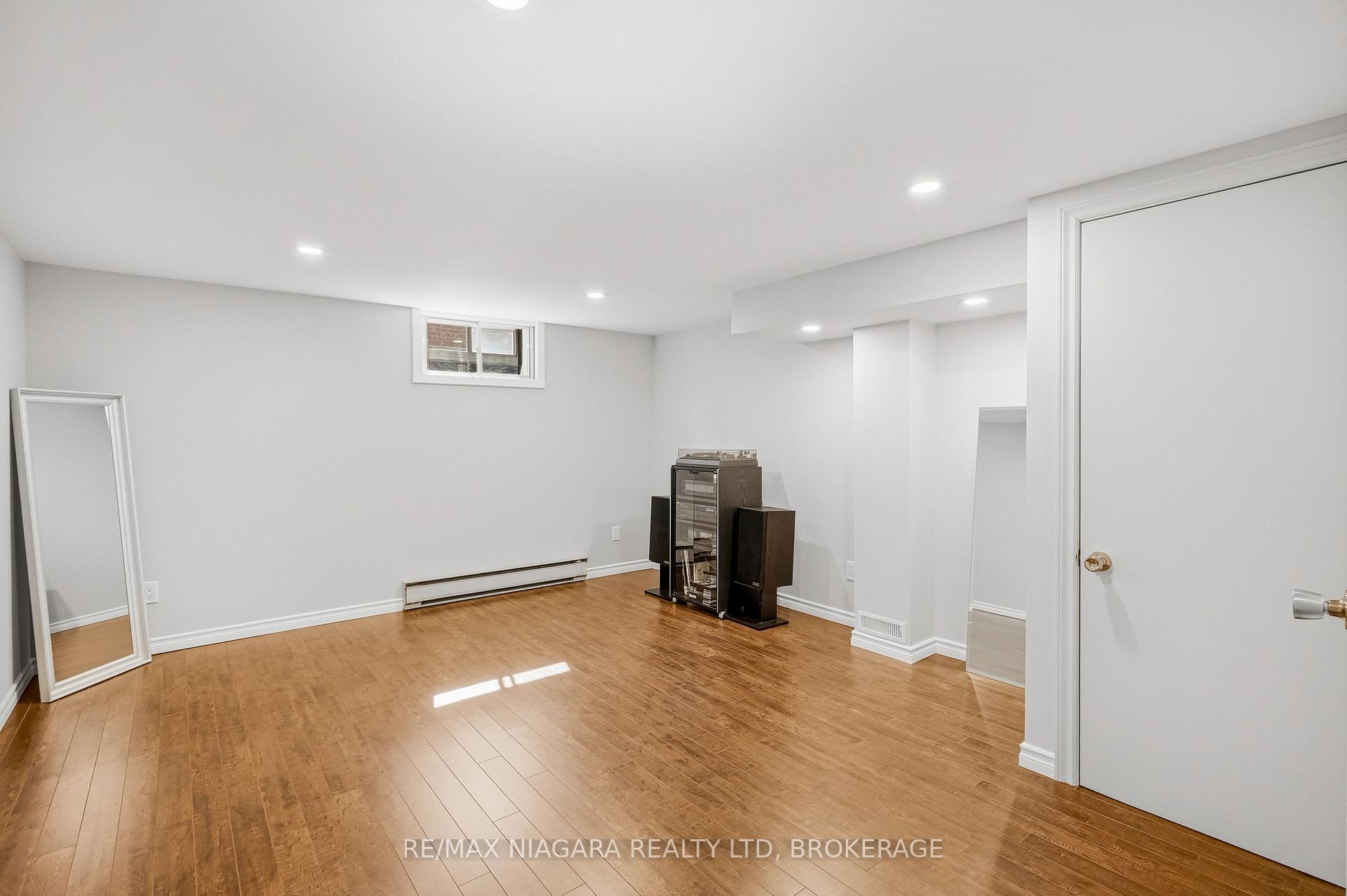 Photo 30 of 7771 Wilson Crescent, Niagara Falls, Oldfield — HOMEH