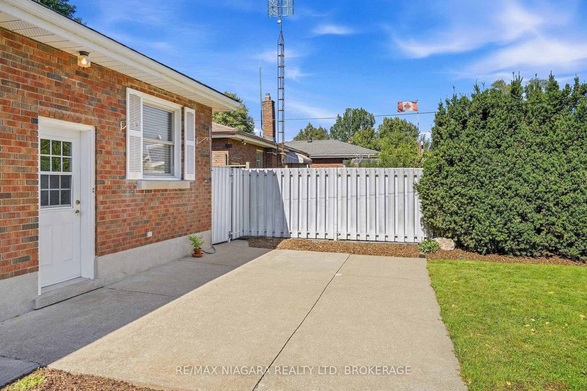 Photo 41 of 7771 Wilson Crescent, Niagara Falls, Oldfield — HOMEH