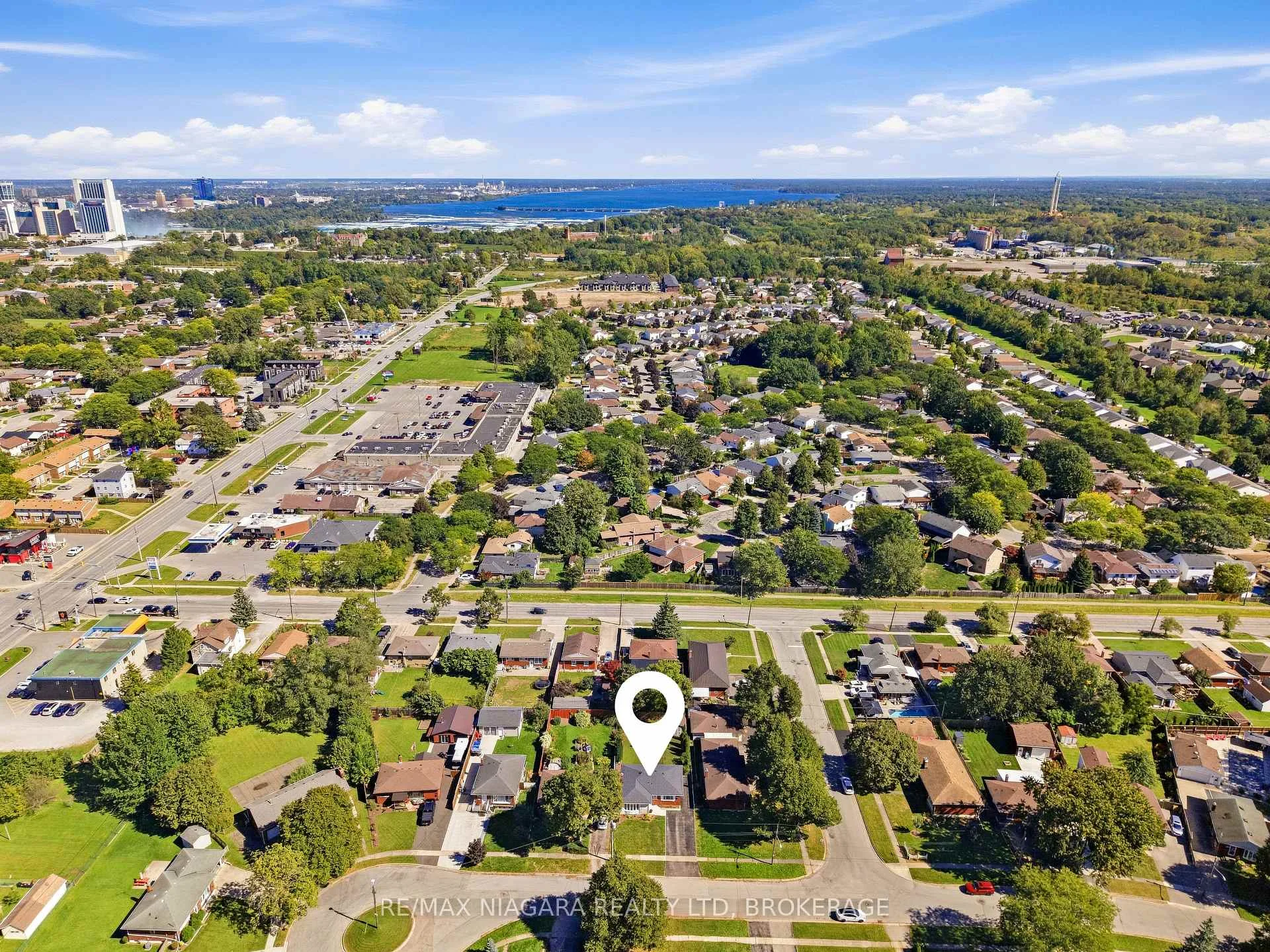 Photo 10 of 7771 Wilson Crescent, Niagara Falls, Oldfield — HOMEH