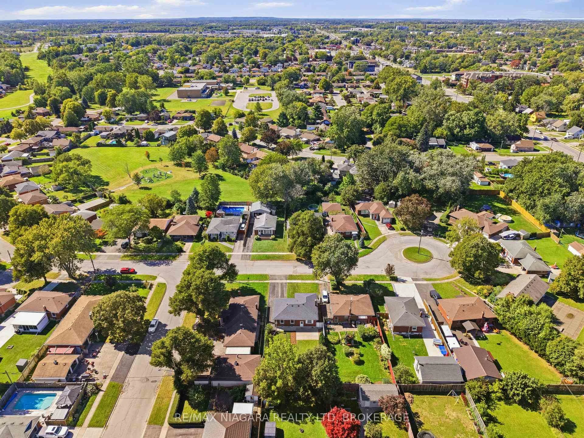 Photo 19 of 7771 Wilson Crescent, Niagara Falls, Oldfield — HOMEH
