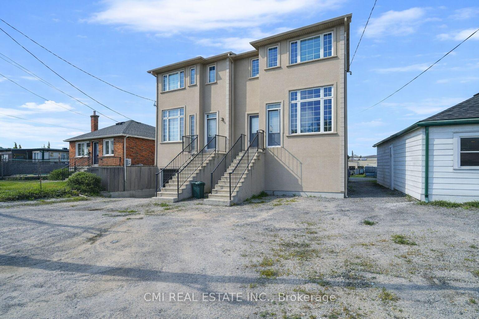 Photo 2 of 22 Jeavons Avenue, Scarborough, Clairlea-Birchmount — HOMEH