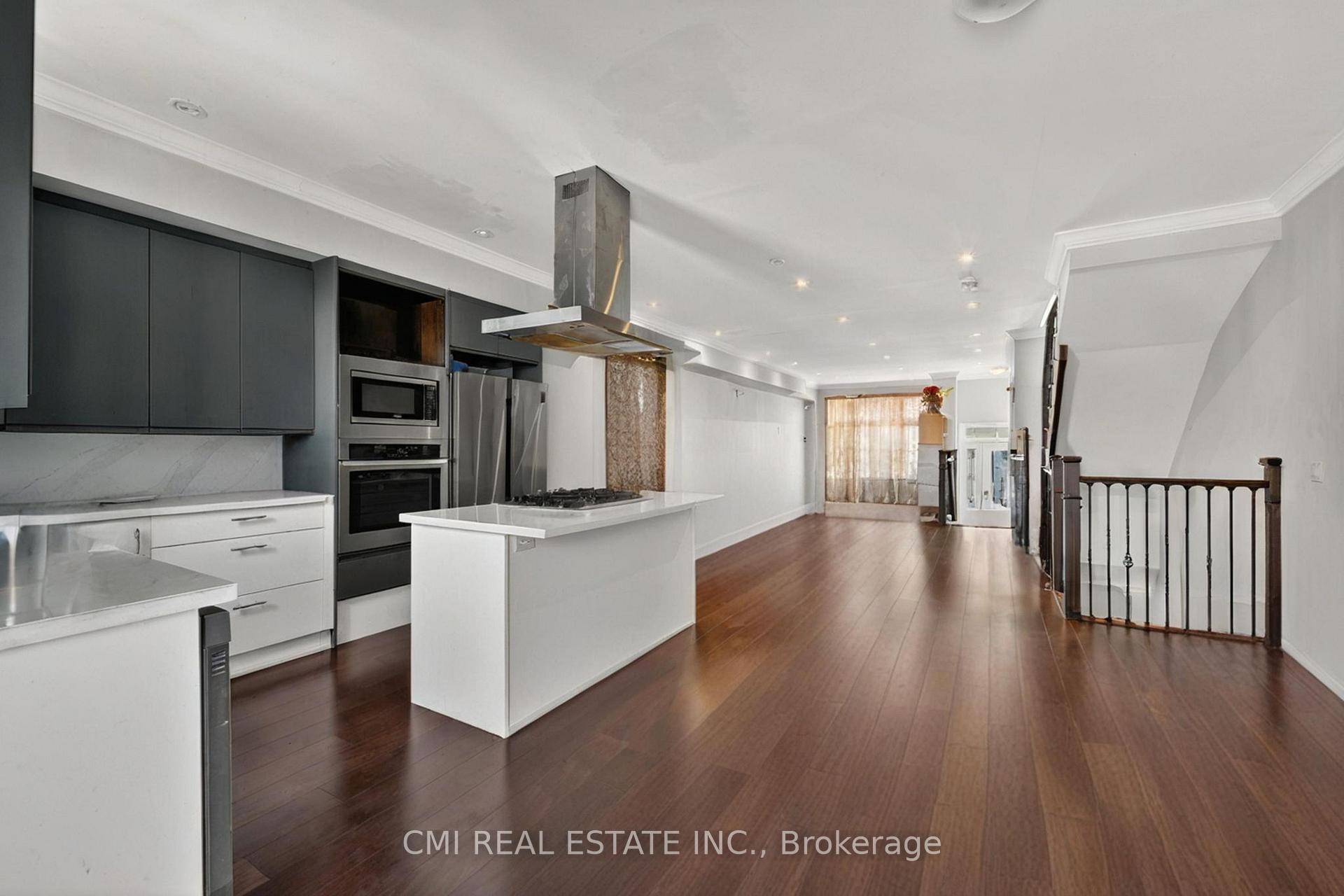 Photo 8 of 22 Jeavons Avenue, Scarborough, Clairlea-Birchmount — HOMEH
