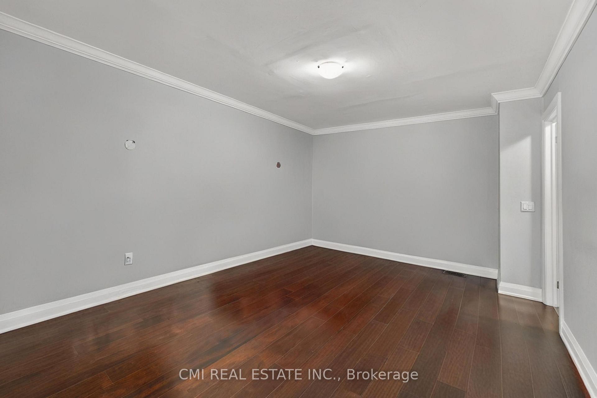 Photo 18 of 22 Jeavons Avenue, Scarborough, Clairlea-Birchmount — HOMEH