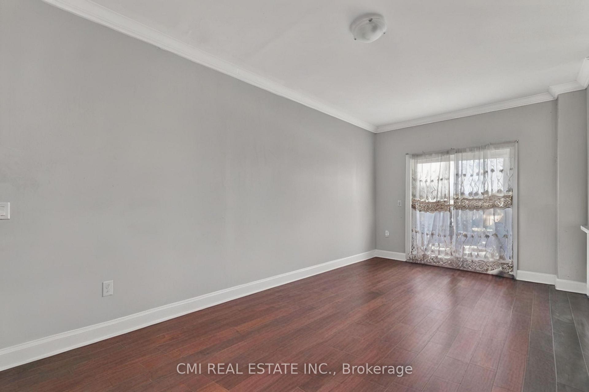 Photo 19 of 22 Jeavons Avenue, Scarborough, Clairlea-Birchmount — HOMEH