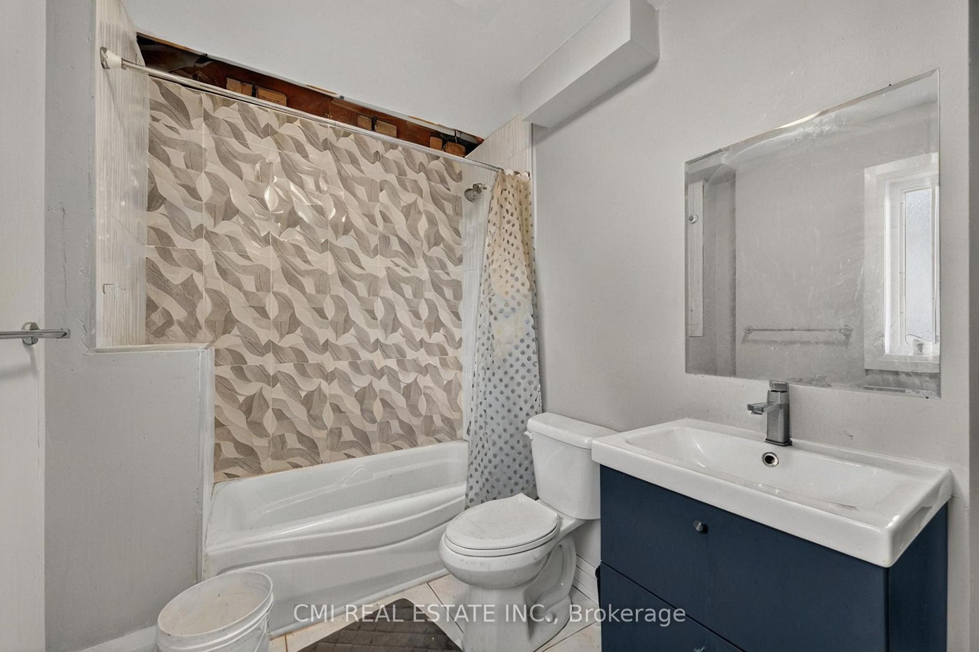 Photo 30 of 22 Jeavons Avenue, Scarborough, Clairlea-Birchmount — HOMEH