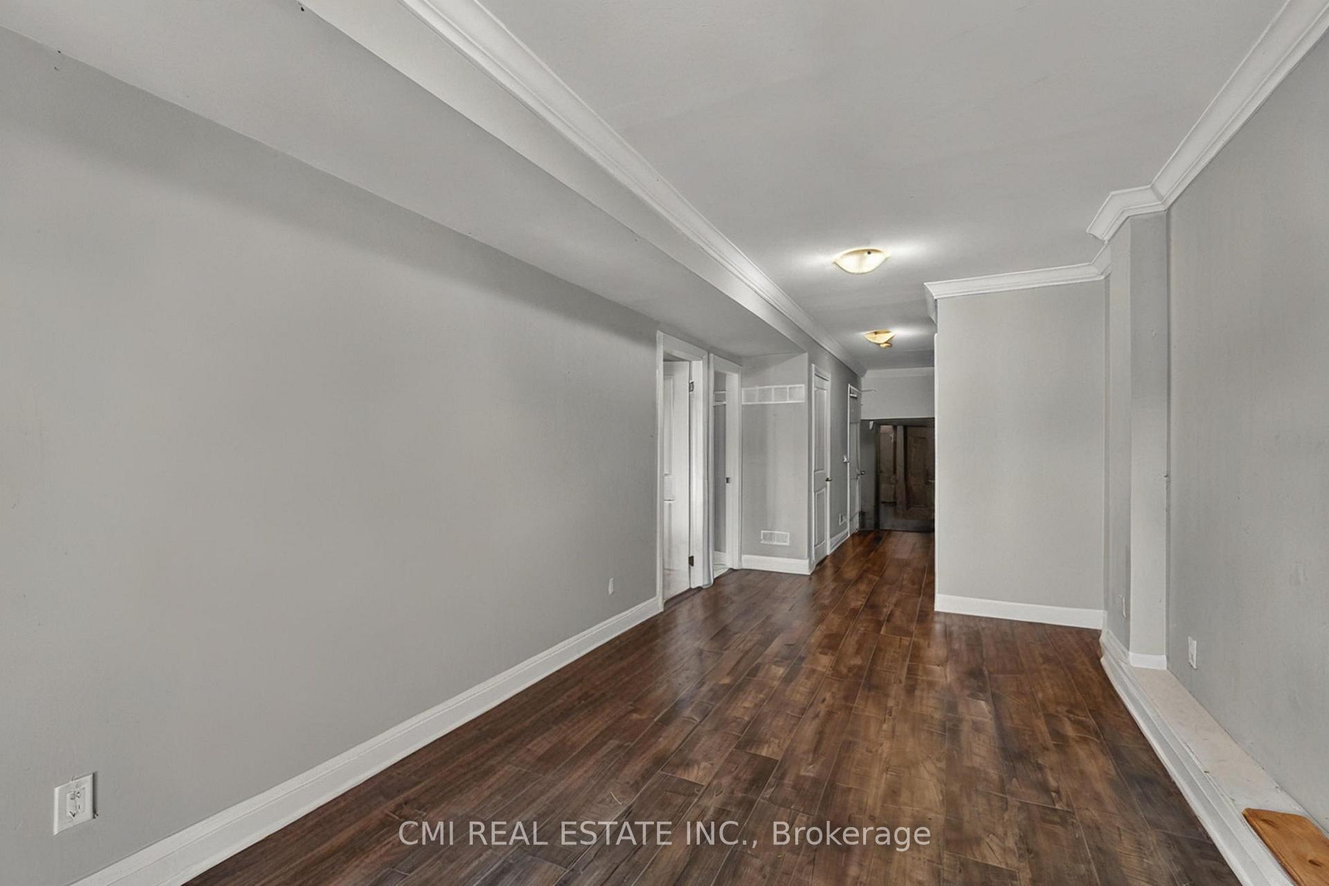 Photo 32 of 22 Jeavons Avenue, Scarborough, Clairlea-Birchmount — HOMEH