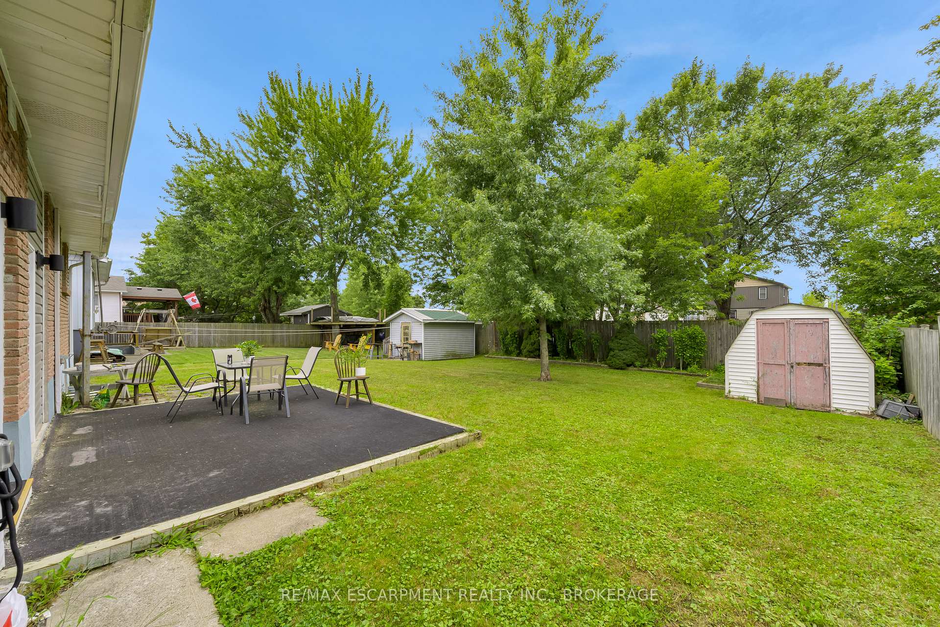 Photo 32 of 76 Marc Boulevard, Welland, Lincoln/Crowland — HOMEH